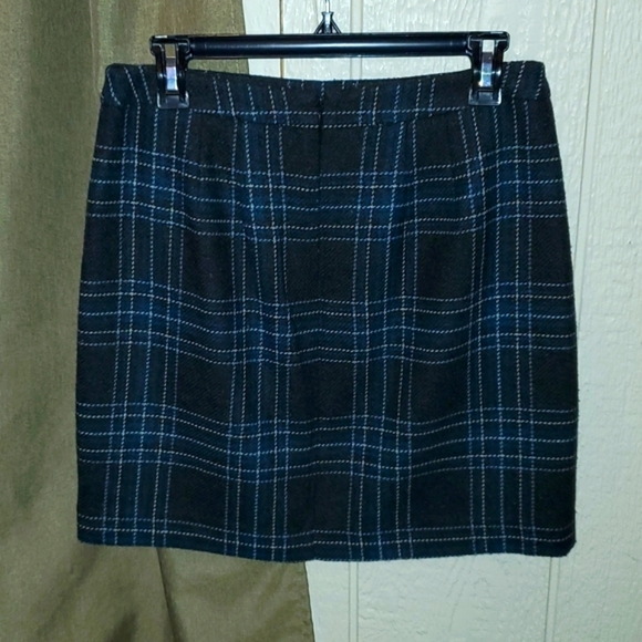 Loft wool skirt size 4 - Picture 2 of 3